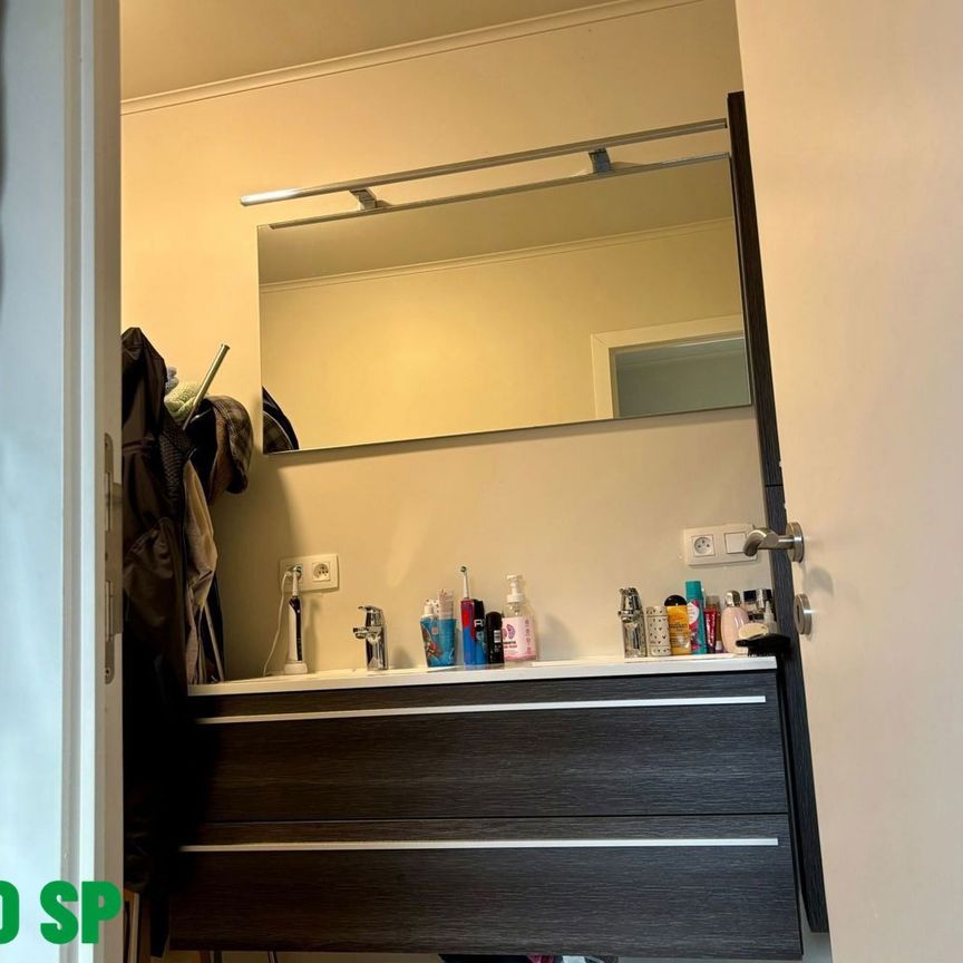 Gerenoveerde woning met 2 slaapkamers en tuin - Photo 1