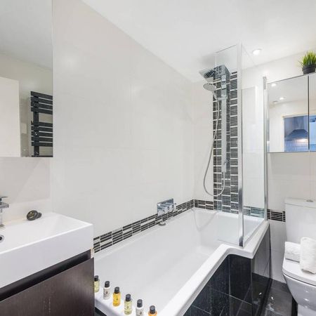 1 bedroom flat to rent - Photo 4