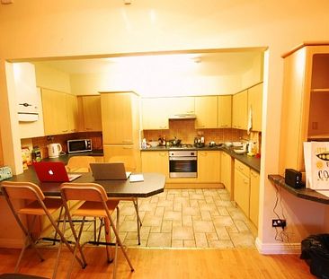 3 Bed - Tower House, Newcastle Upon Tyne - Photo 6