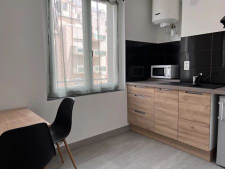 Location Appartement 1 pièces 26 m2 à Rodez - Photo 2