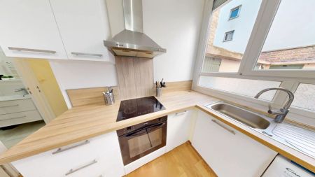 Appartement 5 pièces 4 chambres 91 m² Secteur Palais de Justice - Photo 5