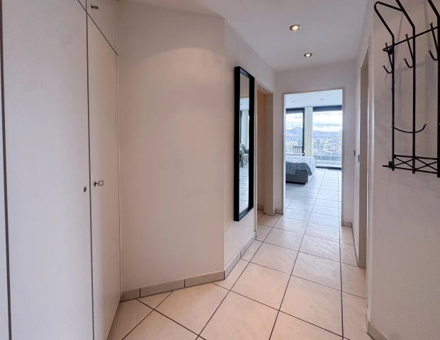 Möblierte 1-Zimmer-Wohnung in Muffendorf, mit großem Balkon und traumhafter Aussicht - Photo 1