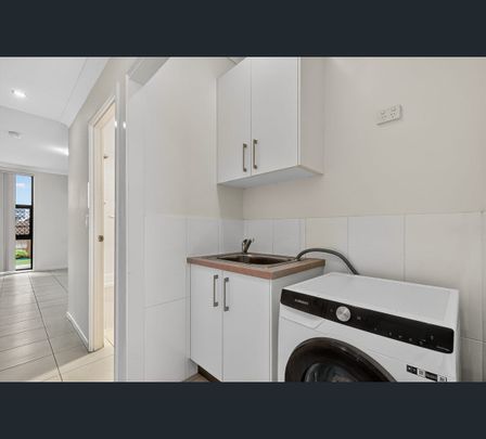 8/19 Wallace Street South, Caboolture, Qld 4510 - Photo 1