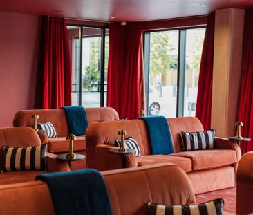 F0226 - Moda, New York Square (Leeds) - Photo 2