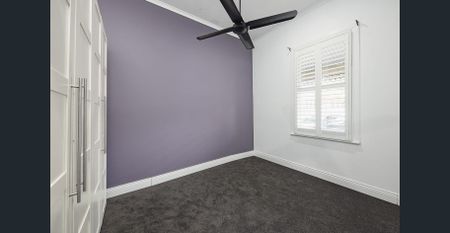 Double fronted delight! - Photo 4