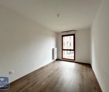 Appartement à louer 4 pièces 85.6m² - Photo 2