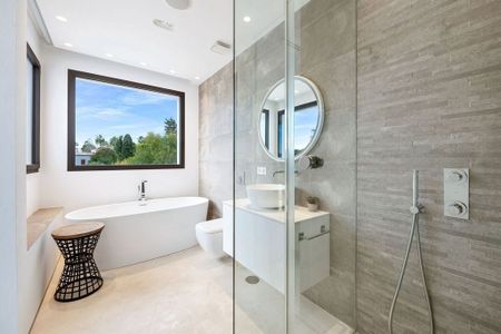 7 bedroom luxury Villa for rent in Estepona, Spain - Photo 3