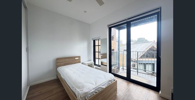 Renovated Furnished Studio - Photo 1