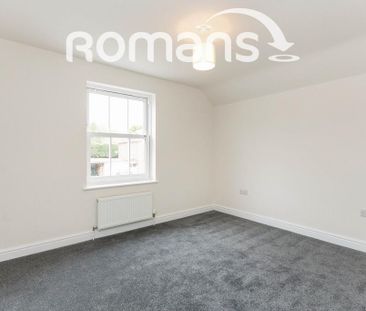 4 bedroom semi-detached house to rent - Photo 2