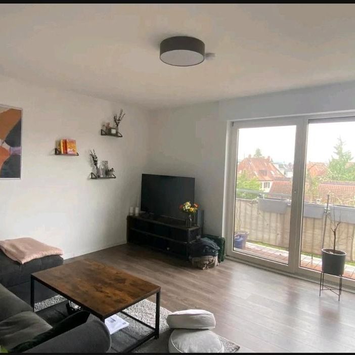 Mietwohnung mit traumhaften Ausblick 3,5 Zimmer - Photo 1