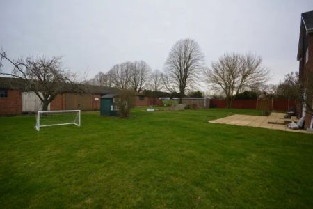 Essex, CM1, Margaretting Road, Writtle - Photo 3