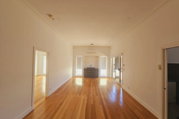 49 Barkers Road, Kew. - Photo 1