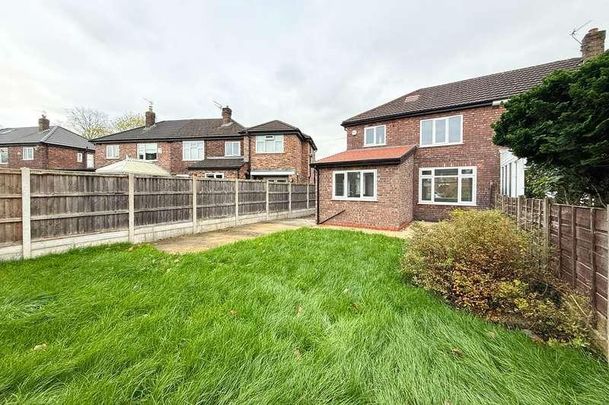 Humphrey Crescent, Urmston, Manchester, M41 - Photo 1