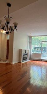 Amazing Townhome, Balcony, 2 Parking Stalls, Front Patio - Photo 4