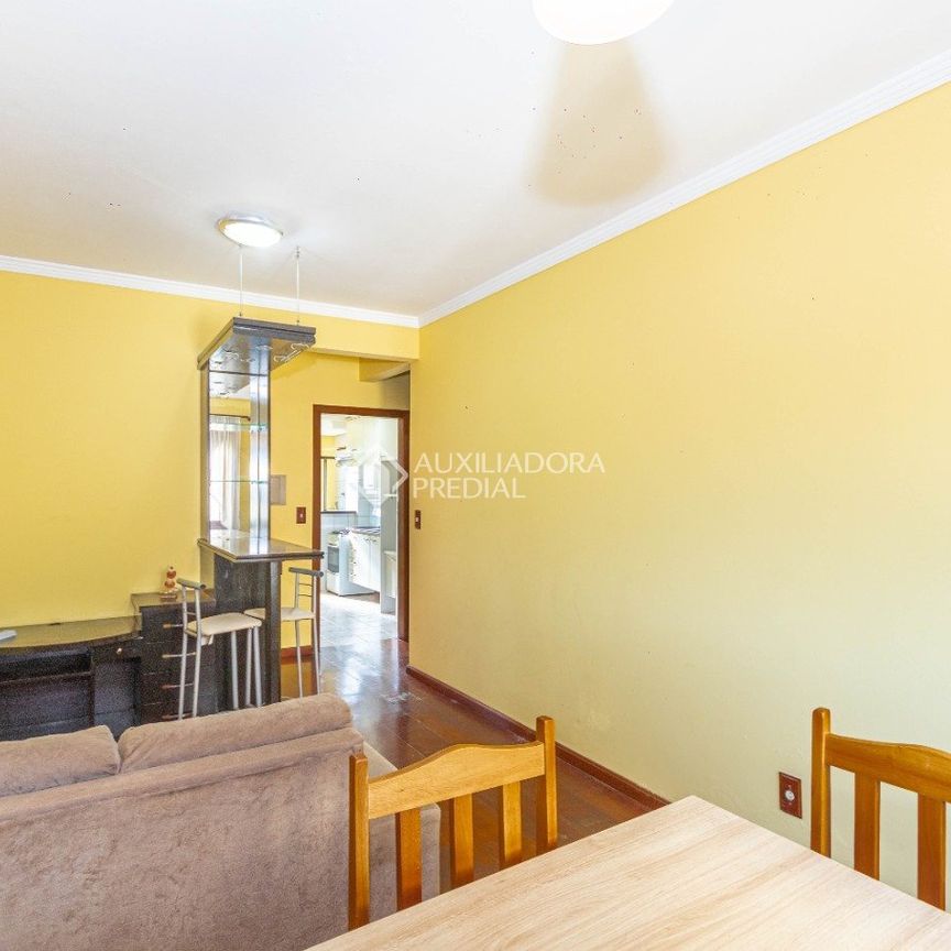 Apartamento com 1 quarto e 53m² para alugar em Marechal Rondon, Canoas. - Foto 1