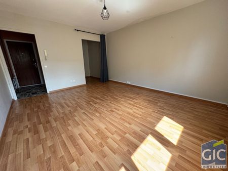 Location Appartement 1 pièce 34m² - Photo 3