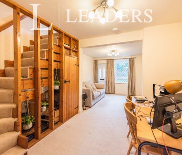 2 bedroom house to rent Reeds Buildings, Northgate Street, Bury St.... - Photo 2