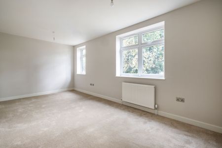 To Let 4 Bedroom House - Photo 3