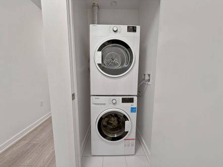 For Lease - 120 Broadway Avenue Unit# 515, Toronto, Ontario - Photo 3