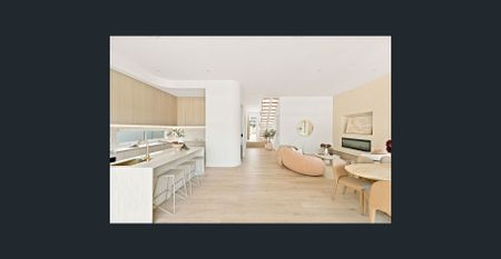 Luxury Family Living in a Prime Location - Photo 4