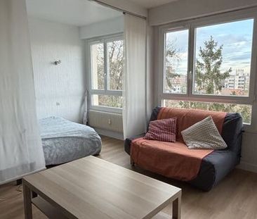 Appartement 1 pièces 37m2 REIMS 591 euros - Photo 1