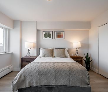 5311 Sherbrooke Ouest, Montréal, QC - Photo 2
