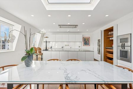 3 bedroom flat to rent - Photo 5