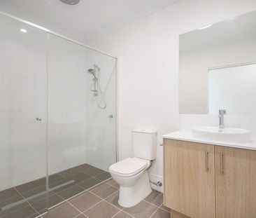 Brand New 3-Bedroom Duplex with Double Garage - Photo 6