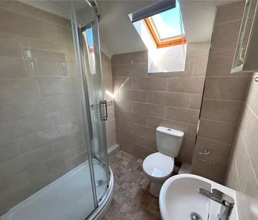 2 bedroom semi-detached house to rent - Photo 5