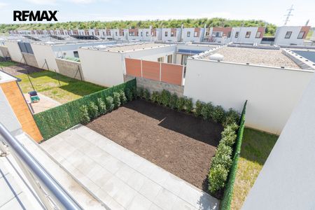 Pronájem domu 107 m², Praha 9 - Hostavice - Photo 3