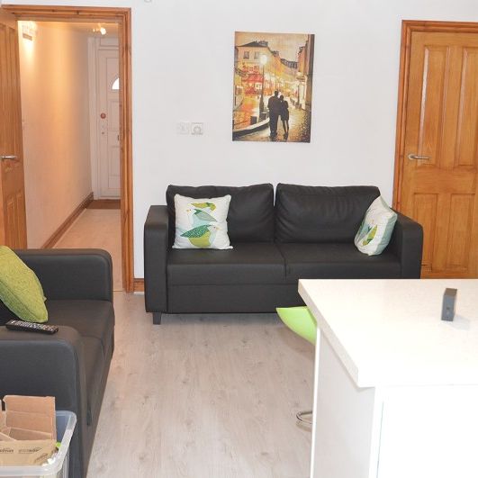 48 EXETER ROAD - Photo 1