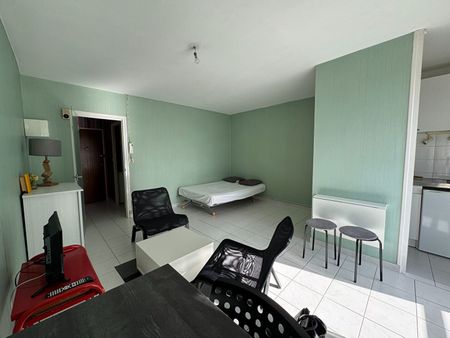 "LE CONFORTABLE" - Location Appartement chambray les tours : 28.61 m2 - Photo 2