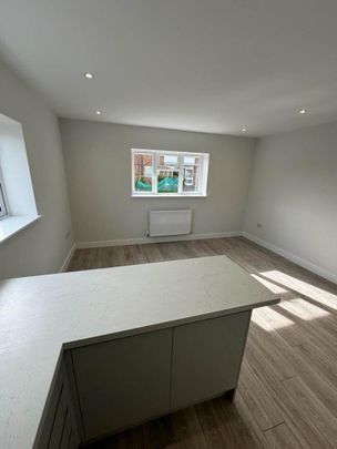 2 bedroom bungalow to rent - Photo 1