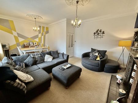 Brack Terrace, Gateshead - Photo 2