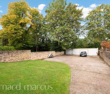 Surbiton Hill Park, Surbiton - Photo 1