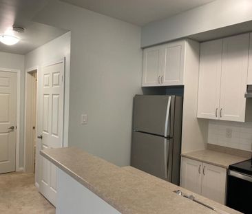 For Lease - 250 Sunny Meadow Boulevard Unit# 110, Brampton, Ontario - Photo 5