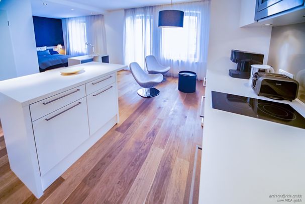 Welc(H)ome® by RIDA FLATS – CGN City: All-in! Internet, Balkon & Top-Lage - Photo 1