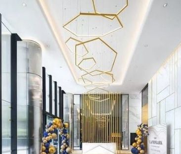 LARGE 1BED EXPERIENCE THE LUXURY LANDMARK - Photo 1