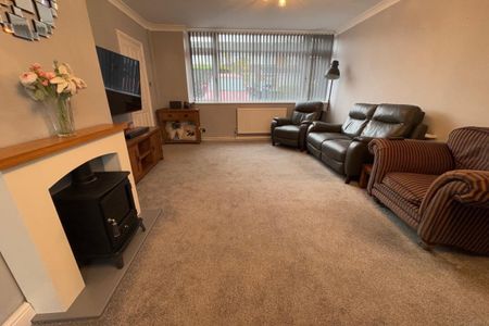 Waterloo Road - Photo 2