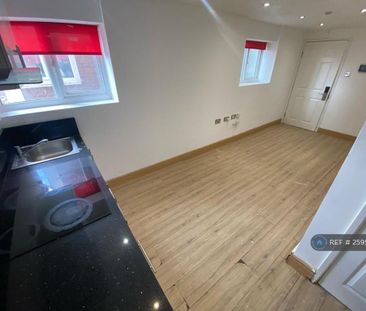 2 bedroom flat to rent - Photo 6
