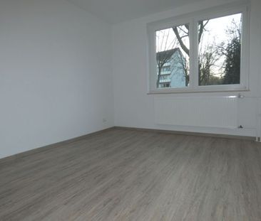 *** Charmante 2-Zi.-Whg. mit Loggia in grüner Lage! *** - Photo 3