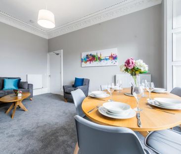 4 bedroom flat to rent - Photo 1