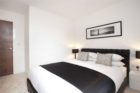 Bromyard Avenue London W3 - Photo 4