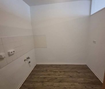 Studenten- und Azubiangebot! 1 Zimmerapartment mit Balkon! - Photo 6