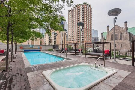 For Lease - 110 Charles Street Unit# 3201, Toronto, Ontario - Photo 4