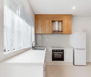 Otara living! - Photo 6