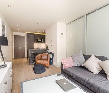 1 bedroom flat to rent - Photo 2