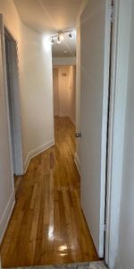 3 1/2 très calme, propre et lumineux au 1er étage avec 2 balcons dans Villeray - Photo 4