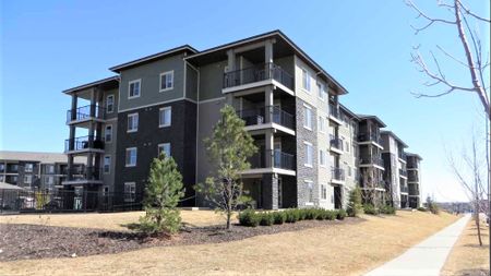 2 Bed + Den Condo | Mc Conachie | 2 Parking Spots | Pet Negotiable - Photo 2