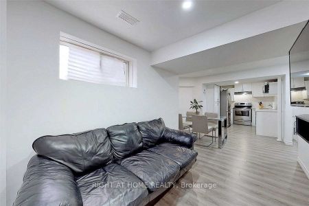 For Lease - 1269 Gina Street Unit# Basement, Innisfil, Ontario - Photo 4